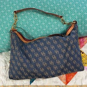 Vintage Dooney jacquard shoulder bag